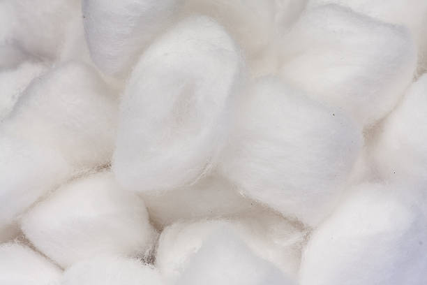 istock Pile of white cotton balls 181282254