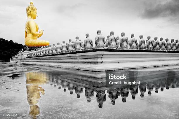 Statua Di Buddha In Magha Puja Park - Fotografie stock e altre immagini di Ambientazione tranquilla - Ambientazione tranquilla, Antico - Condizione, Arte