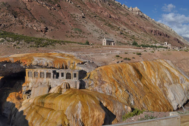 istock Puente del inca (The Inca's Bridge). Argentina 181294478