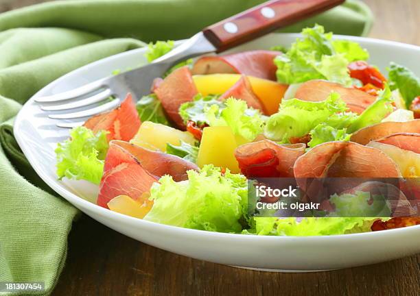 신선한 녹색 스낵임을 샐러드 햄 야채면 0명에 대한 스톡 사진 및 기타 이미지 - 0명, 건강한 식생활, 고기