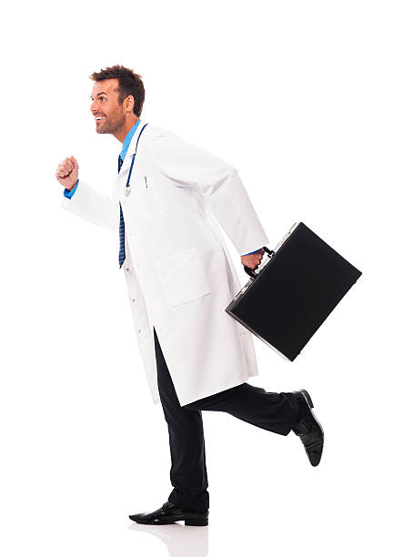 istock Doctor running urgency to patient 181309056