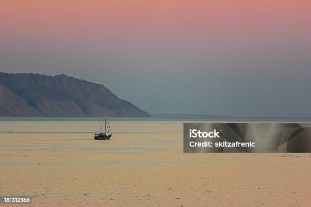 Barco No Mar Vermelho - Fotografias de stock e mais imagens de Acampamento de Férias - Acampamento de Férias, Ao Ar Livre, Atividade Recreativa