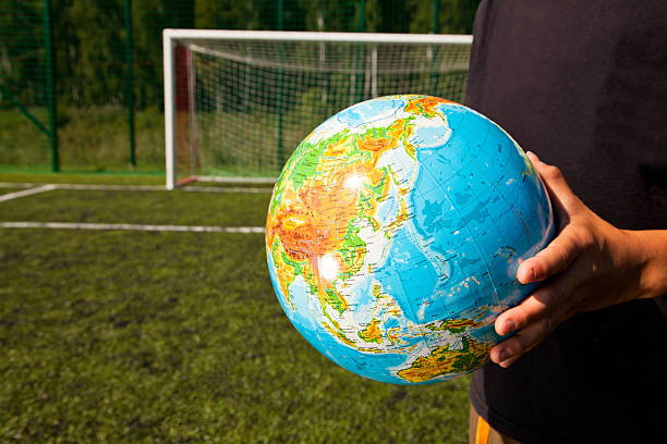 inizio del mondo corrispondono - soccer player flash foto e immagini stock