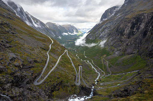 Trollstigen is an impressive pass road that winds its way through impressive hairpin bends. The road connects Åndalsnes with Valldal in Sunnmøre.