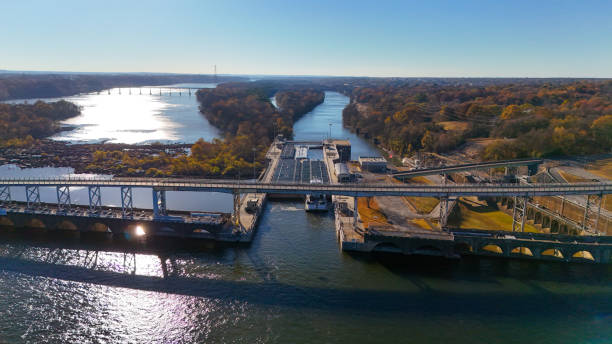 istock Wilson Lock and Dam Florence, AL 1813315148
