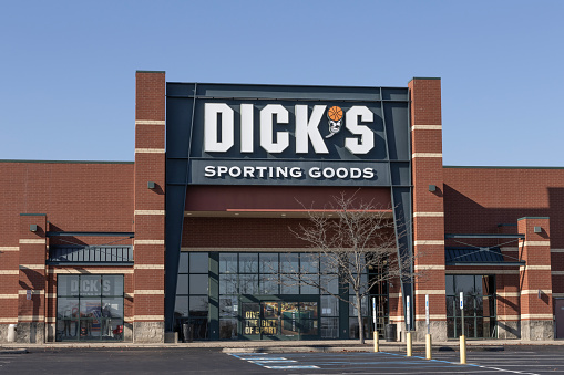 Mason - November 23, 2023: Dick's Sporting Goods retail location. Dick's Sporting Goods retails athletic apparel, footwear, and equipment for sports.