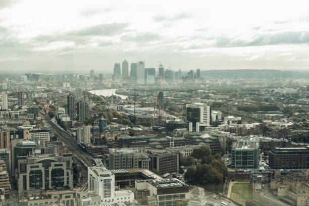 istock Landscape of London 1813704017