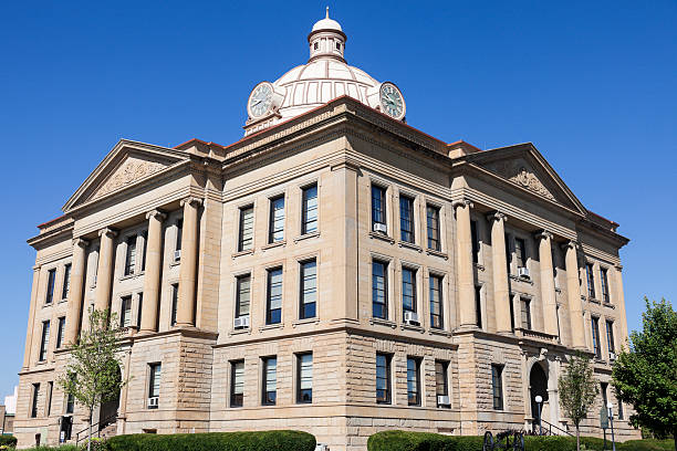 istock Old courthouse in Lincoln, Logan County 181381370