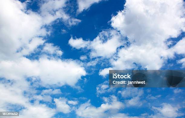 Blu Sky - Fotografie stock e altre immagini di Ambientazione esterna - Ambientazione esterna, Astratto, Atmosfera