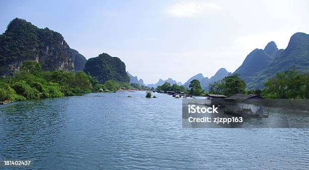 Cina Guilin Rafting - Fotografie stock e altre immagini di Acqua - Acqua, Ambientazione esterna, Area selvatica