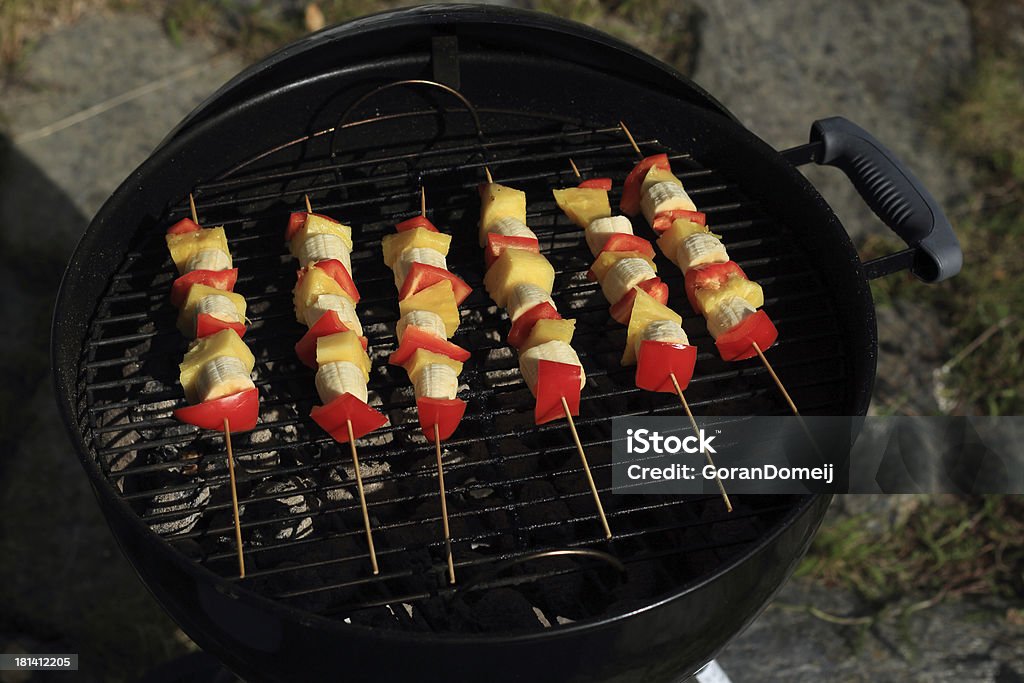 Obst und Gemüse auf dem grill - Lizenzfrei Am Spieß gebraten Stock-Foto