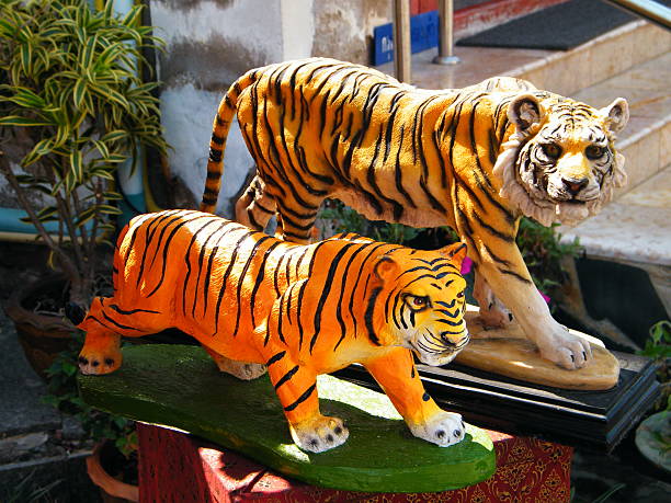Two tigers statue in the garden.