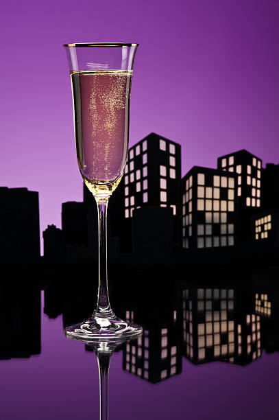 istock Metropolis Champagne cocktail 181441927