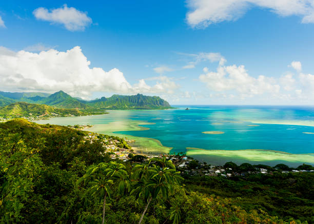 istock Kaneohe Bay, Oahu. 1814691440