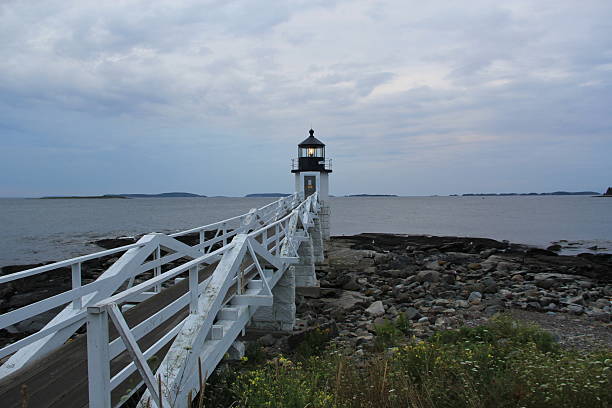 faro di marshall point - sea new england marshall point lighthouse lighthouse foto e immagini stock