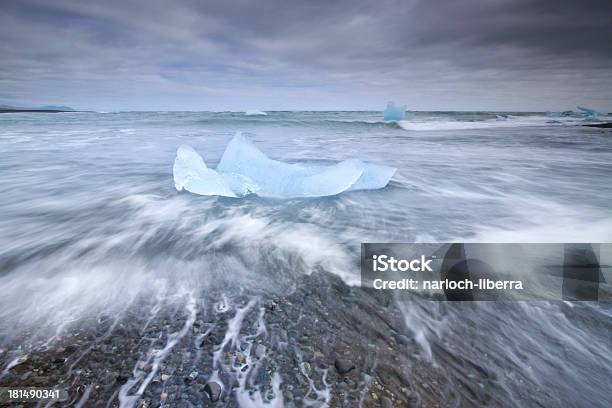 Iceberg - Fotografie stock e altre immagini di Acqua - Acqua, Acqua ghiacciata, Alpine Lakes Wilderness