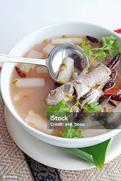 魚の酸辛湯スープ - スプーンのストックフォトや画像を多数ご用意 - スプーン, スープ, タイ料理