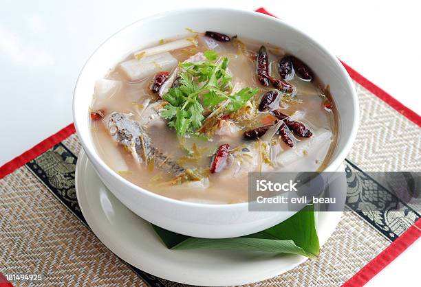 Ácida Sopa De Pescado Foto de stock y más banco de imágenes de Alimento - Alimento, Blanco - Color, Calor