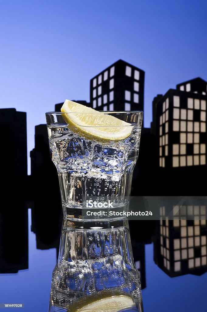 Metropolis Tom Collins cocktail - Lizenzfrei Alkoholisches Getränk Stock-Foto