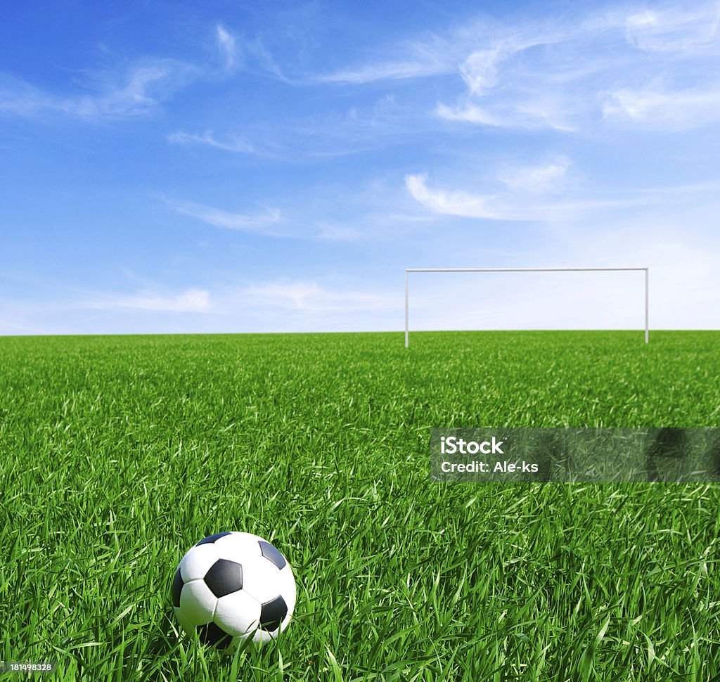 Футбольный мяч - Стоковые фото Без людей роялти-фри