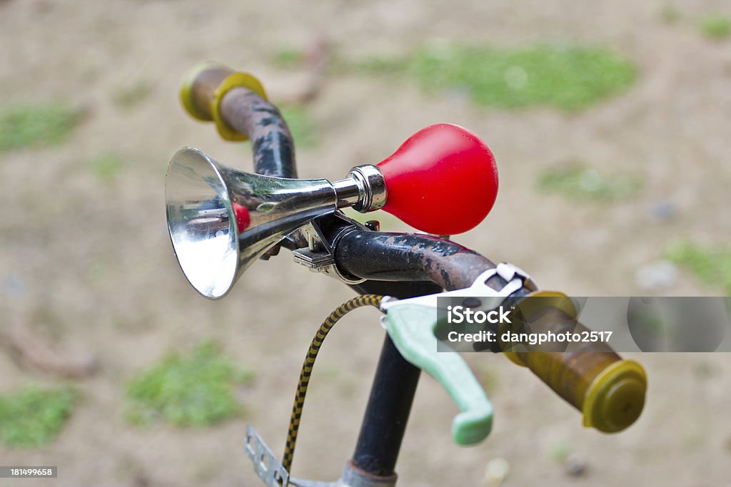 Vintage air horn com borracha lâmpada de bicicleta - Foto de stock de Barulho royalty-free
