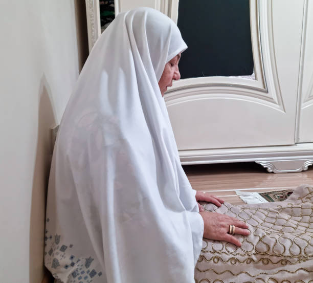 istock Muslim Woman Praying 1815058013