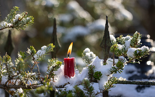 Christmas candlelight in the snow for the 1st Advent