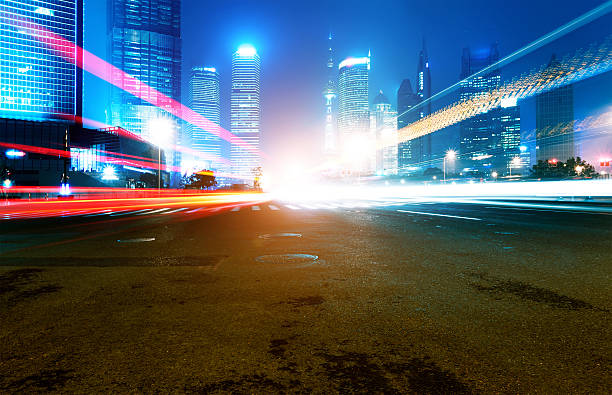 istock Now the city at night 181510157
