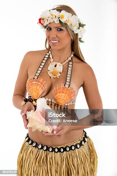 Pretty Woman で覆ったハワイのコスチューム - ハワイ人のストックフォトや画像を多数ご用意 - ハワイ人, ハワイ文化, 1人