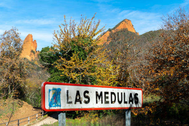Las Medulas . Province of león, Spain Sign indicating the Medulas panoramic view. Province of león, Spain beautiful landscape in las medulas leon spain stock pictures, royalty-free photos & images
