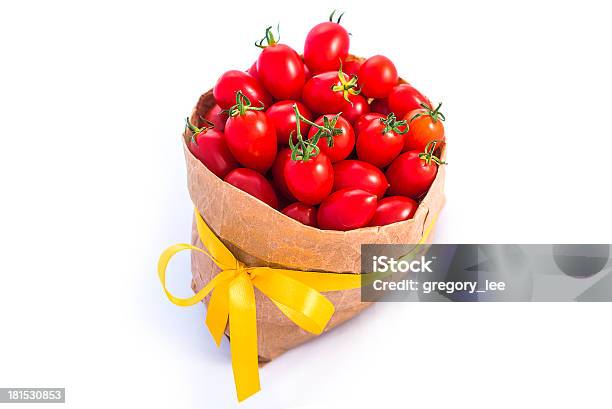 Foto de Tomates e mais fotos de stock de Alimento básico - Alimento básico, Amarelo, Bege