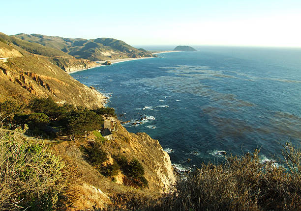 istock Highway California 1 Pacific Ocean Coast 181533900