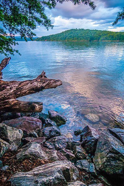 istock scenery around lake jocasse gorge 181550947