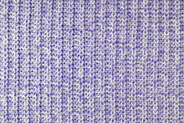 Fond textile en jersey, tissu tricoté mélangé blanc violet, surface en tissu - Photo