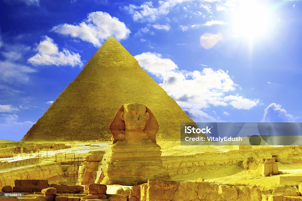 Große Pyramide von Pharaonen und der Sphinx. - Lizenzfrei Faszination Stock-Foto