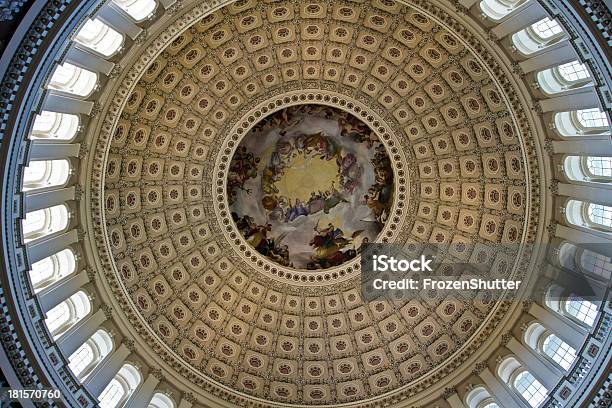 Teto Rotunda Do Edifício Capital Dome Em Washington Dc - Fotografias de stock e mais imagens de Lobby político