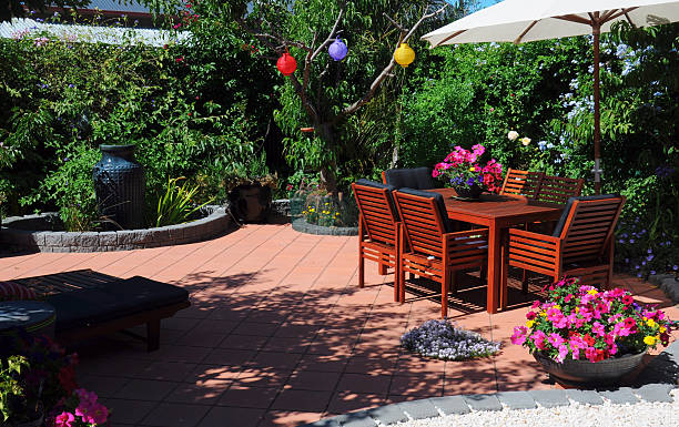 istock Beautiful and lush courtyard garden 181573462