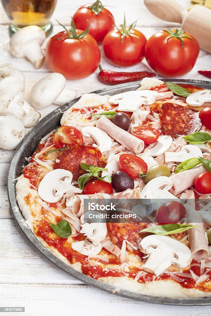pizza - Foto de stock de Aceituna libre de derechos