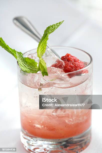 Cocktail Rinfrescante - Fotografie stock e altre immagini di Agrume - Agrume, Alchol, Alcolismo
