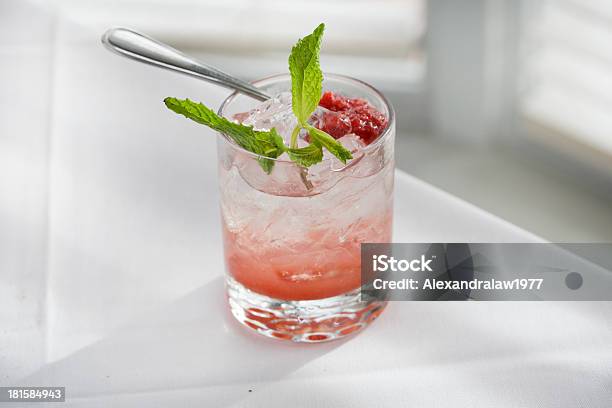Cocktail Rinfrescante - Fotografie stock e altre immagini di Agrume - Agrume, Alchol, Alcolismo