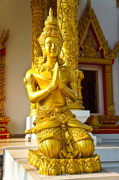 istock Statue in front of the church 181585345