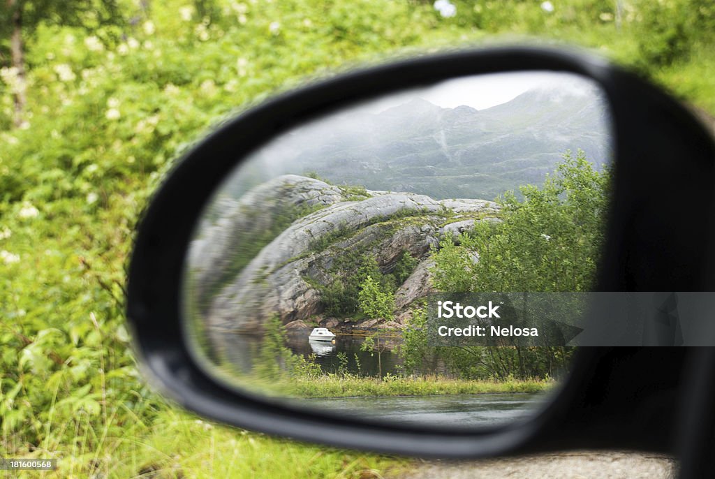 Miroir avec la Nature Paysage extérieur - Photo de Archipel libre de droits