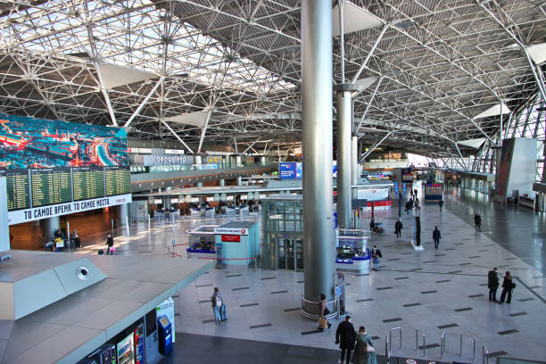 терминал аэропорта внуково в москве, россия - editorial moscow russia airport sign стоковые фото и изображения