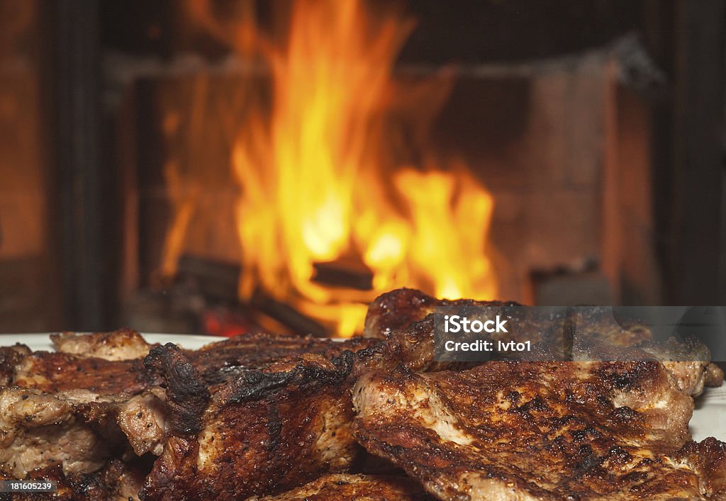 Fleisch auf dem Grill - Lizenzfrei Bratengericht Stock-Foto