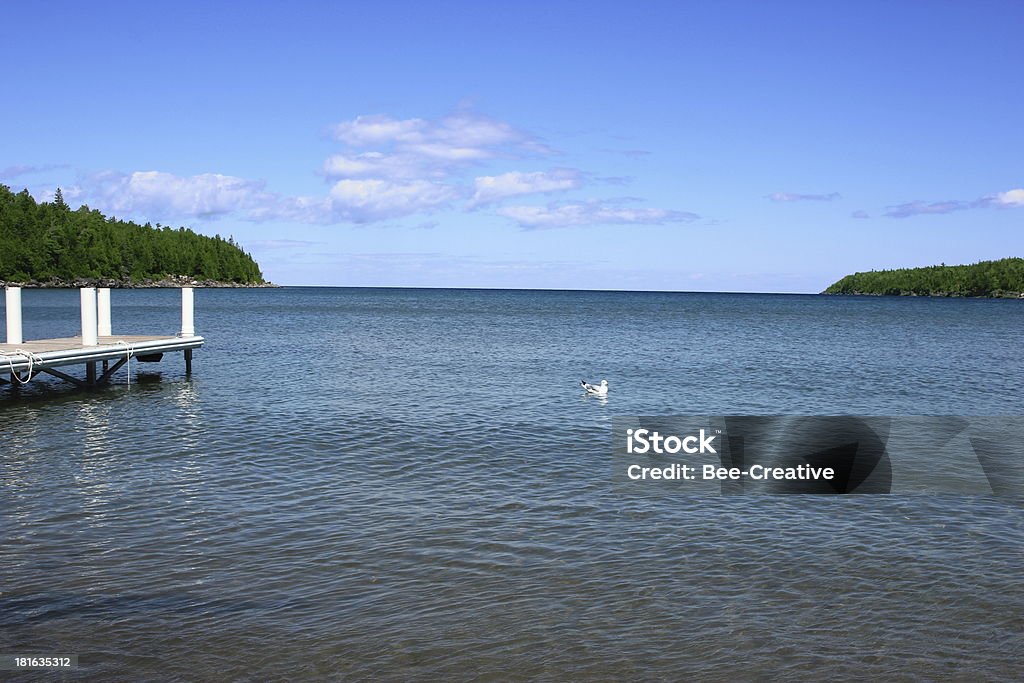 Enterradas Bay perto Tobermory, Ontário, Canadá - Foto de stock de Azul royalty-free