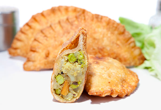 istock Crispy vegetable Samosa filling with boiled pea, patatos, carrot 181639955