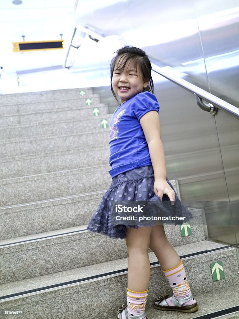 Sorridente pequena Menina engraçada - Royalty-free Adolescência Foto de stock