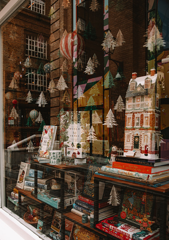 Step into a world of literary enchantment at this historic bookstore in London. The Christmas window display, adorned with classic books, captures the spirit of the season with a touch of vintage charm. Immerse yourself in the warmth of holiday nostalgia.
London, Bookstore, Christmas, Vintage, Window Display, Holiday Nostalgia, Literary Charm, Classic Books, Festive Decor, Seasonal Ambiance, Literary Enchantment