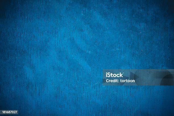 木製の古い青色背景 - Clutteredのストックフォトや画像を多数ご用意 - Cluttered, からっぽ, カラー画像