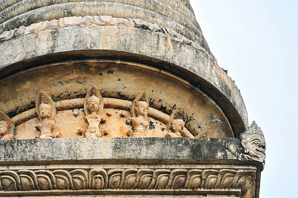 istock View the Chedi Yod old temple Thailand. 181689597